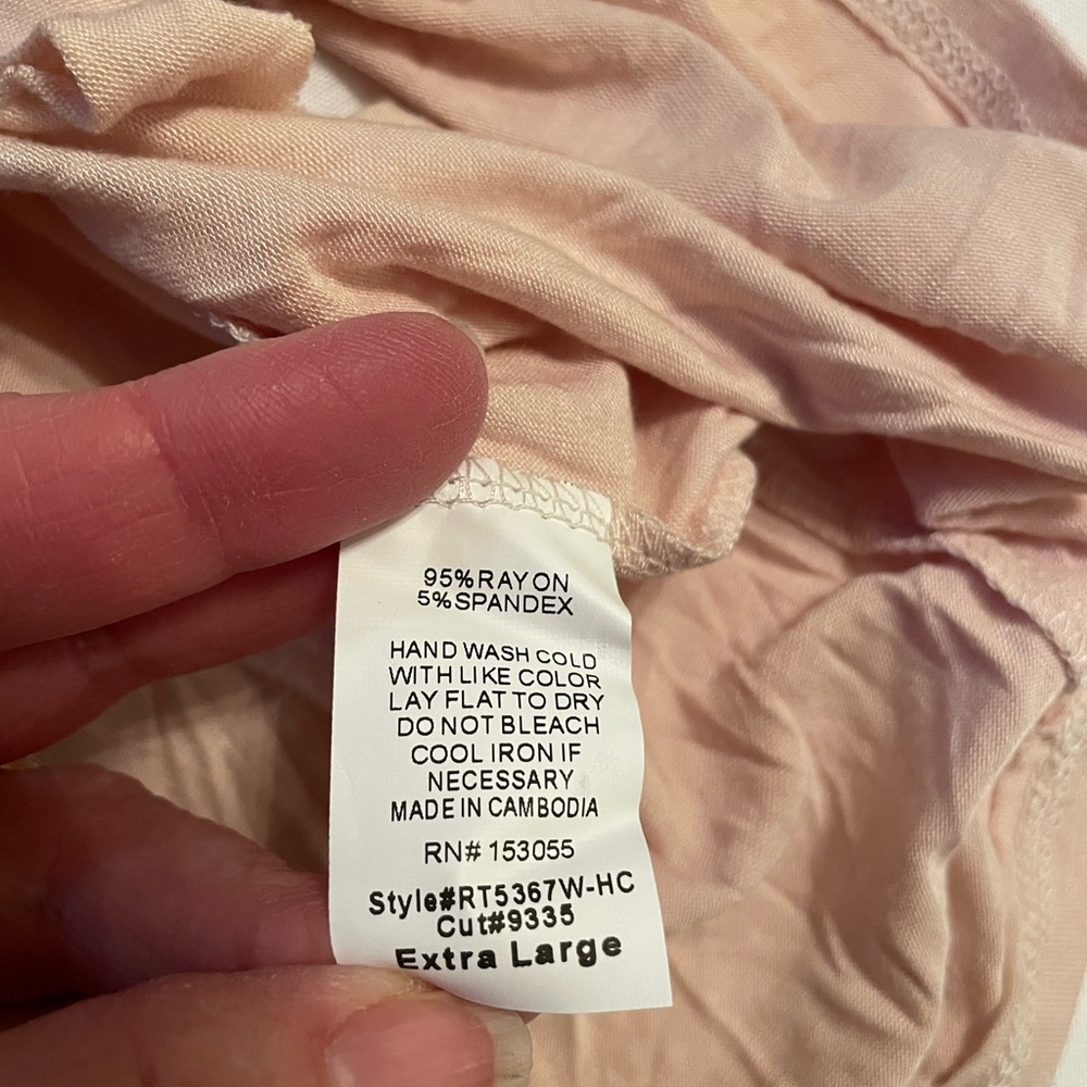 Hippie Chic Jrs. Pink/Champagne Distressed Women's V-Neck Tee, NWT, Size XL - Picture 4 of 11